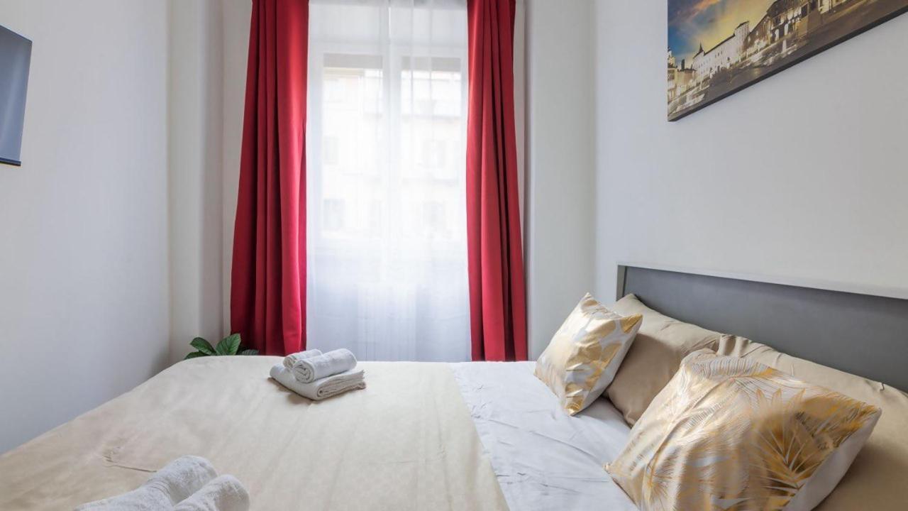 טורינו Porta Nuova Centro Elegante Suite Con Wifi מראה חיצוני תמונה
