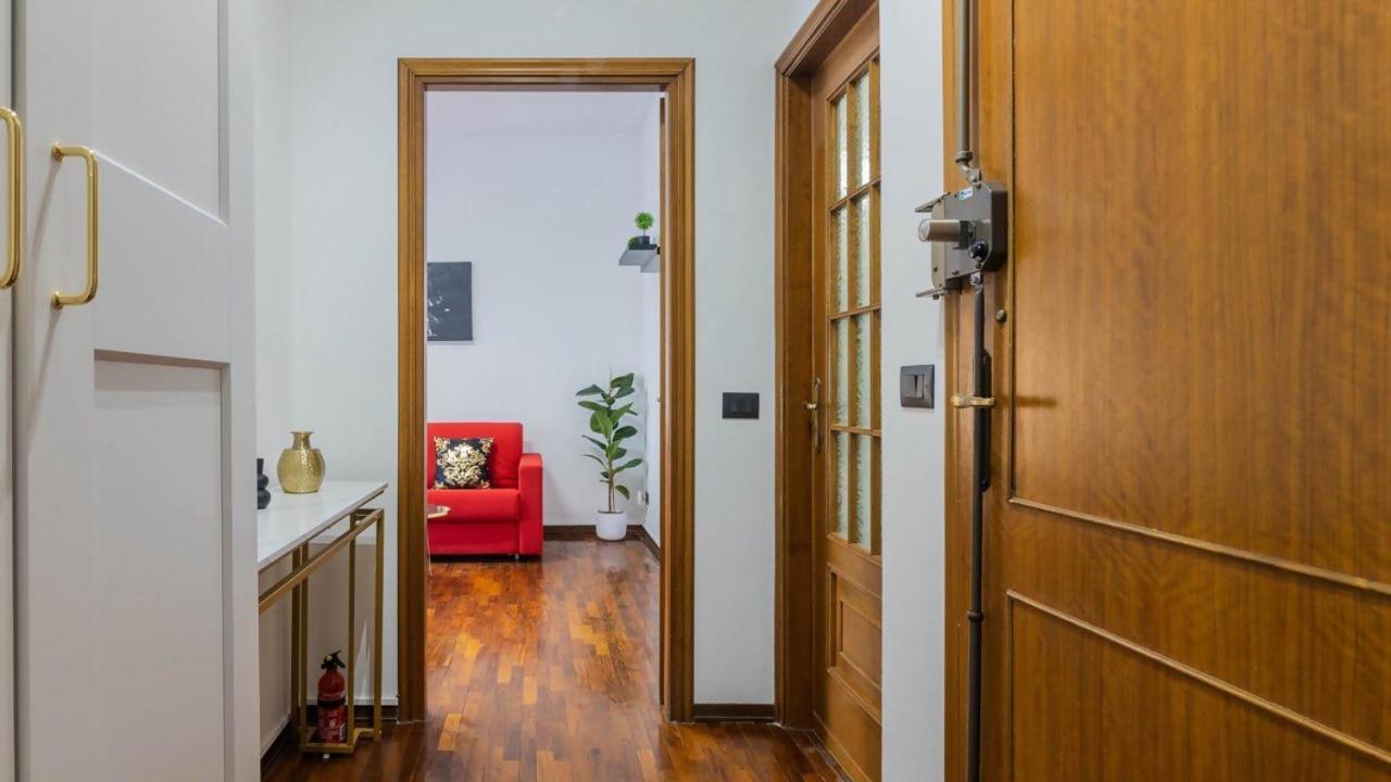 טורינו Porta Nuova Centro Elegante Suite Con Wifi מראה חיצוני תמונה